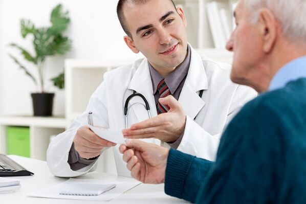 Go to the doctor due to a pathological discharge in men